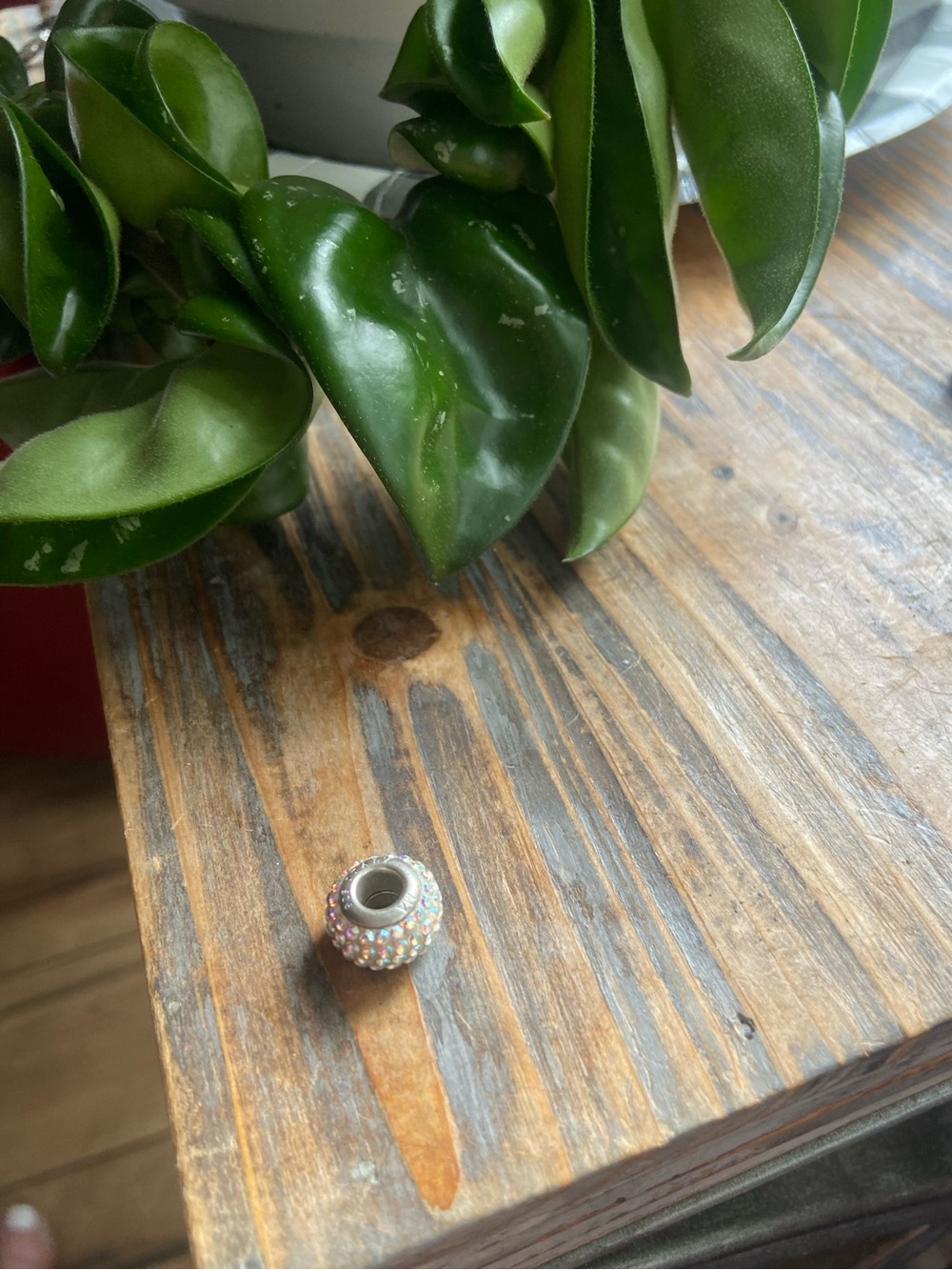KAY’s jewelry bead that fits Pandora bracelet